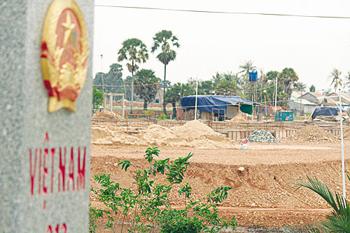 จังหวัด TayNinh สร้างสะพานเชื่อมเขตชายแดนเวียดนาม-กัมพูชา